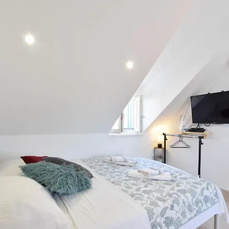 شقة Suni سبليت